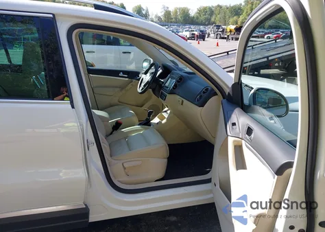 2012 Volkswagen Tiguan Sel из США, поврежденный, VIN WVGBV7AX9CW554133